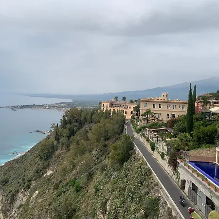 Panoramic Taormina Bay View *